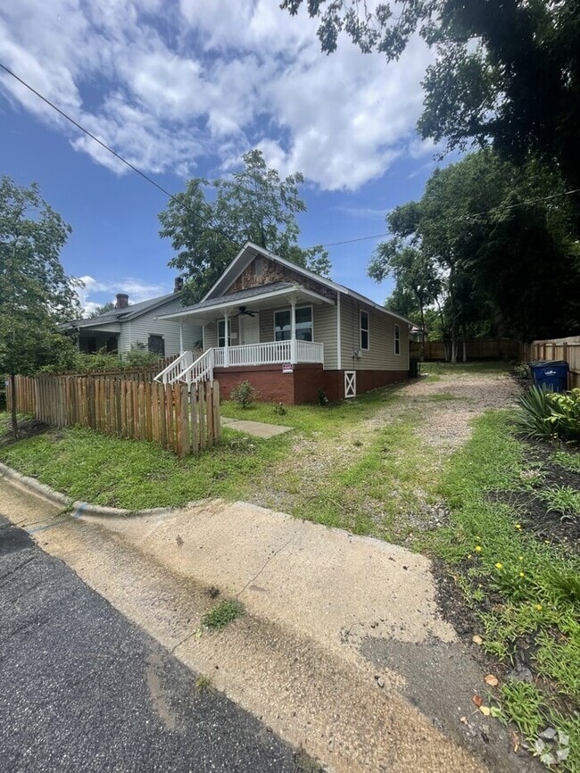 Building Photo - 1BD 1BA Duplex Rental