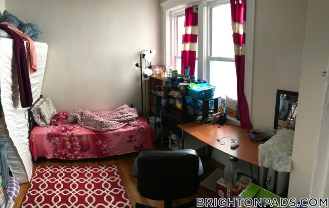 Photo - 15 Egremont Rd Unit 2