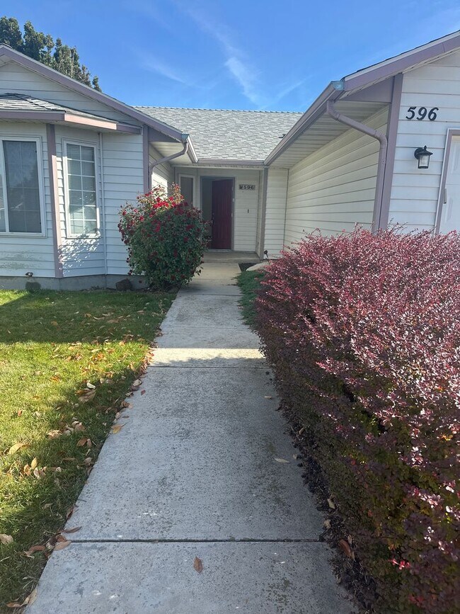 Photo - Tranquil & delightful 3-bedroom, 2-bathroo...