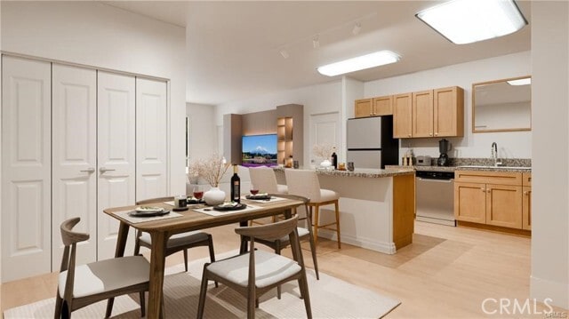 Photo - 100 S Alameda St Unidad 148