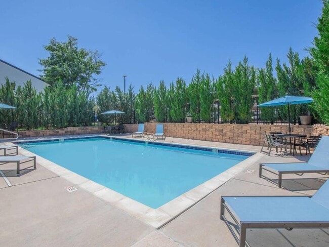 Building Photo - Ironwood at Palmer Park Rental