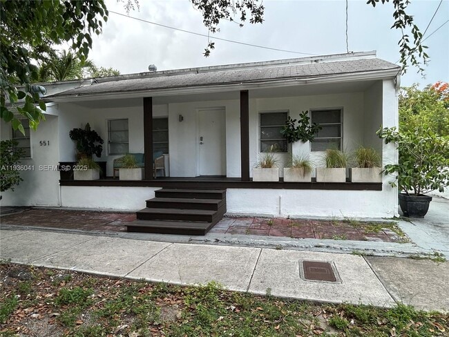 Photo - 551 NW 41st St Unit 1