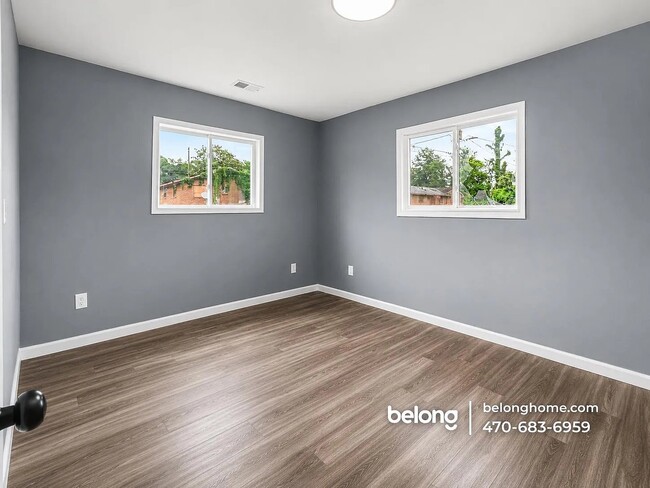 3213 Lee St Unit 2