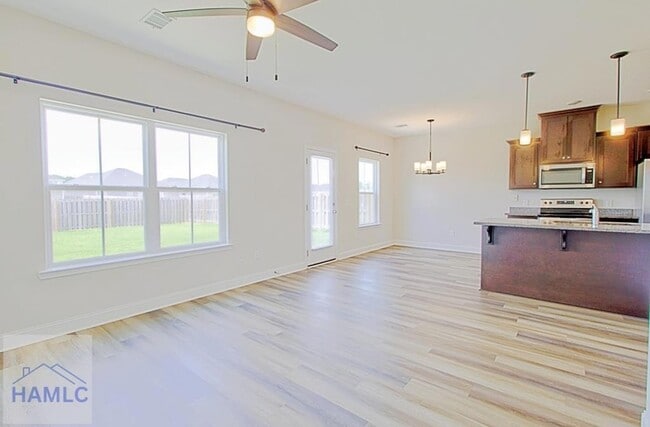 Photo - 803 Abode Ave