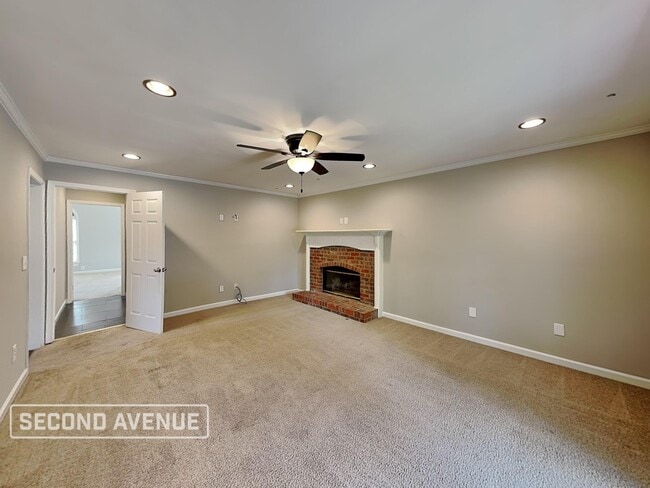 Photo - 19 Gentry Dr SW