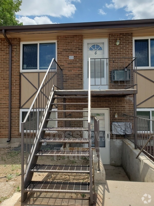 Building Photo - 306 W Union Ave Rental