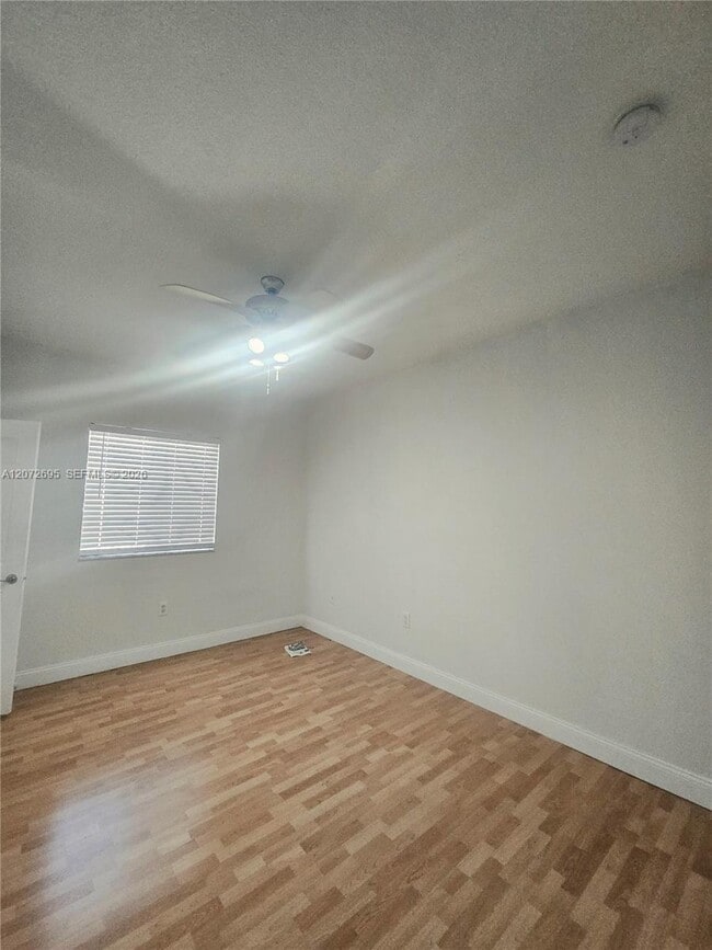 Photo - 6900 NW 179th St Unit 204-1