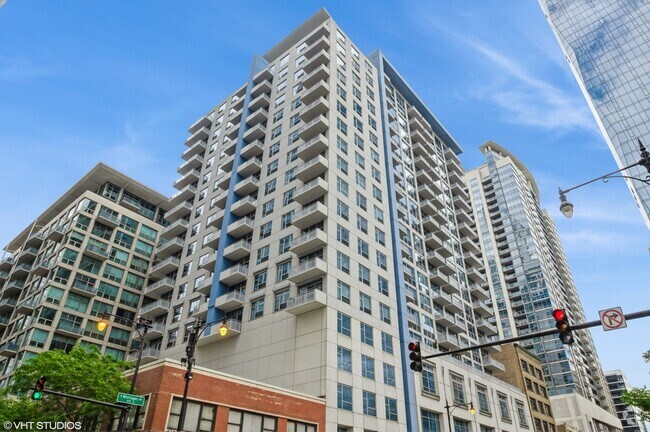 Building Photo - 1305 S Michigan Ave Unit 1207 Rental