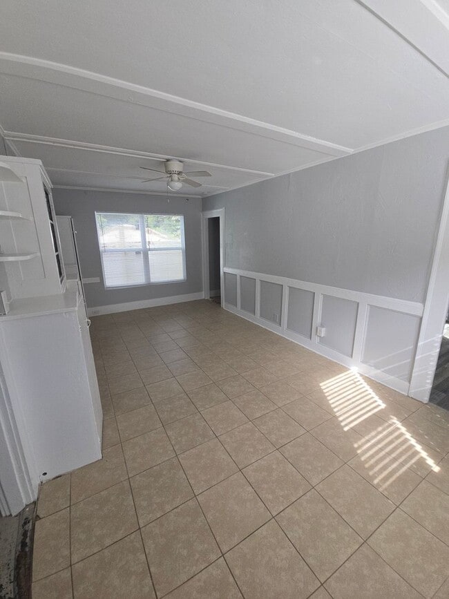 Photo - 631 Ave H NW Unit 631 Ave H NW  4
