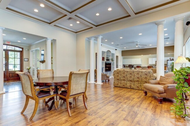 Audubon Lake Apartment Homes