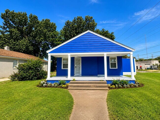 Photo - 691 Harrell St