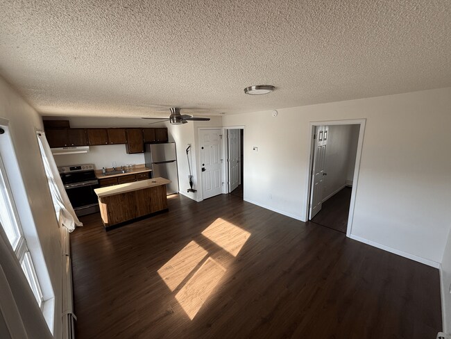 Photo - 2211 S Barnette St Unit 3