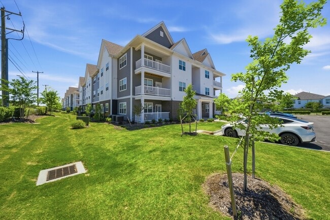 Photo - 1728 Vankar Dr
