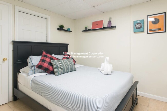 Photo - 43 Bay State Rd Unit B