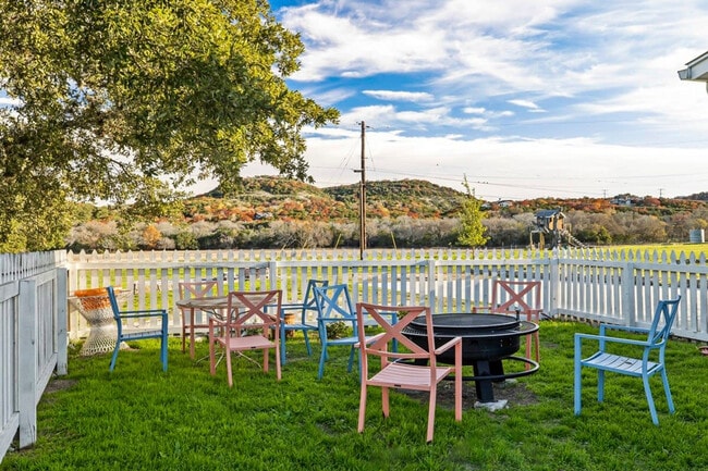 Photo - 9 Maytum Pass Unidad ID1054130P