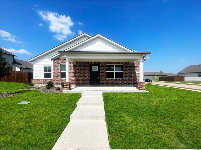 Building Photo - 4005 Dayton Dr Rental
