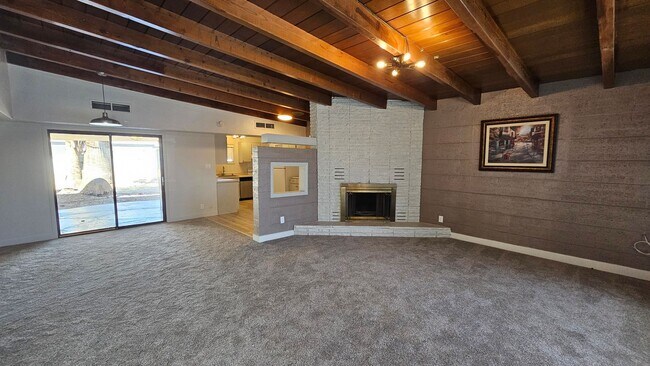 Photo - Retro style near Downtown & The Arts District!!!
