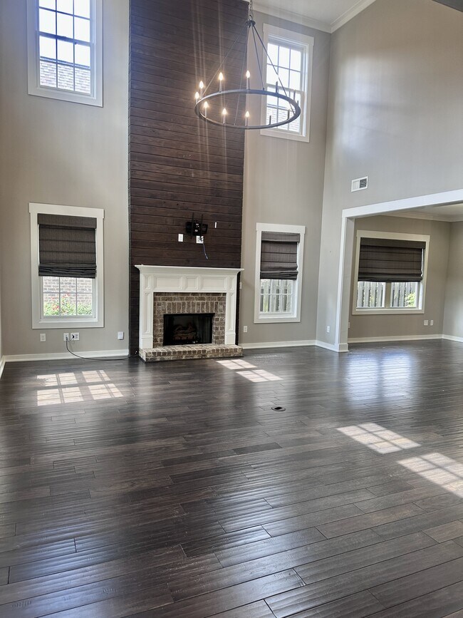 Photo - 2641 Montauk Rd