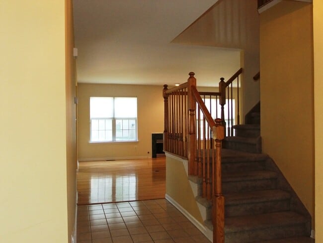 Photo - 12 Roxiticus Ct