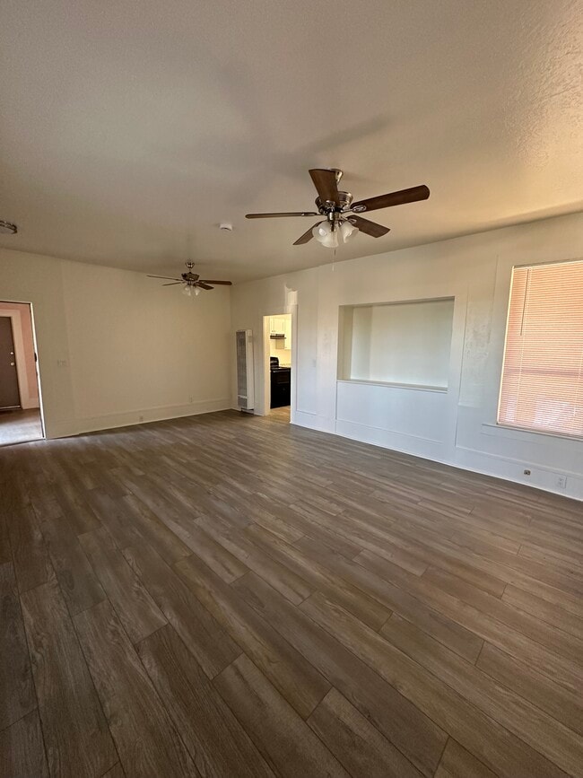 Photo - 504 Matheson St Unidad 5