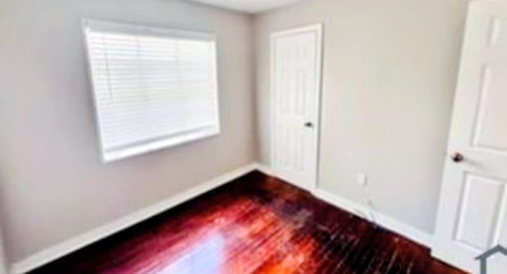 Photo - 1311 Fernwood Dr