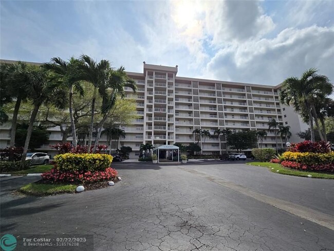 Photo - 3510 Oaks Way Condo Unit 304