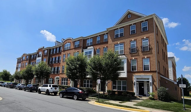 Building Photo - 43102 Thoroughfare Gap Terrace Rental