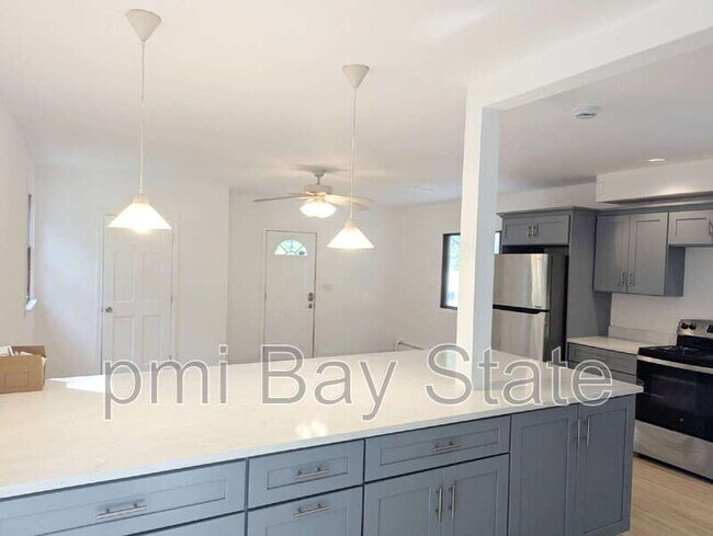 3 Weston St Unit 1