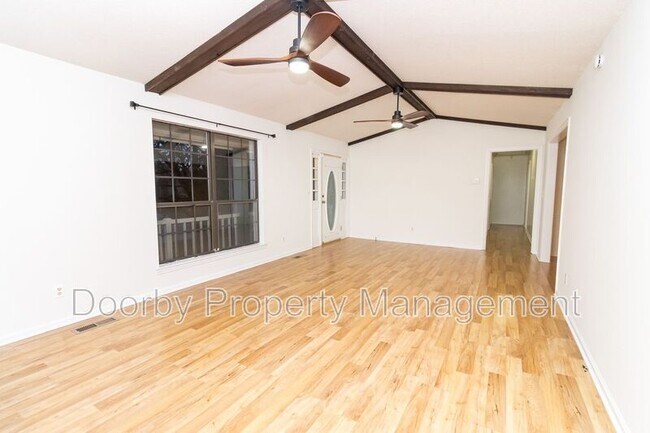 Photo - 8807 Heathfield Dr