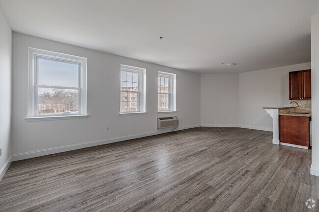 2 habitaciones, 2 baños - 1166 pies cuadrados - Sala de estar - Spaxalaya 650 Park LLC