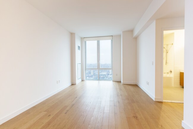 Photo - 42-20 24th St