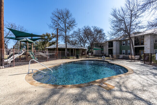 Swimming Pool - San Gabriel Crossing