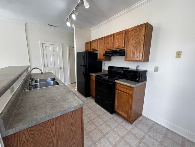Photo - Available now! Spacious 2BR/2BA Apartment...