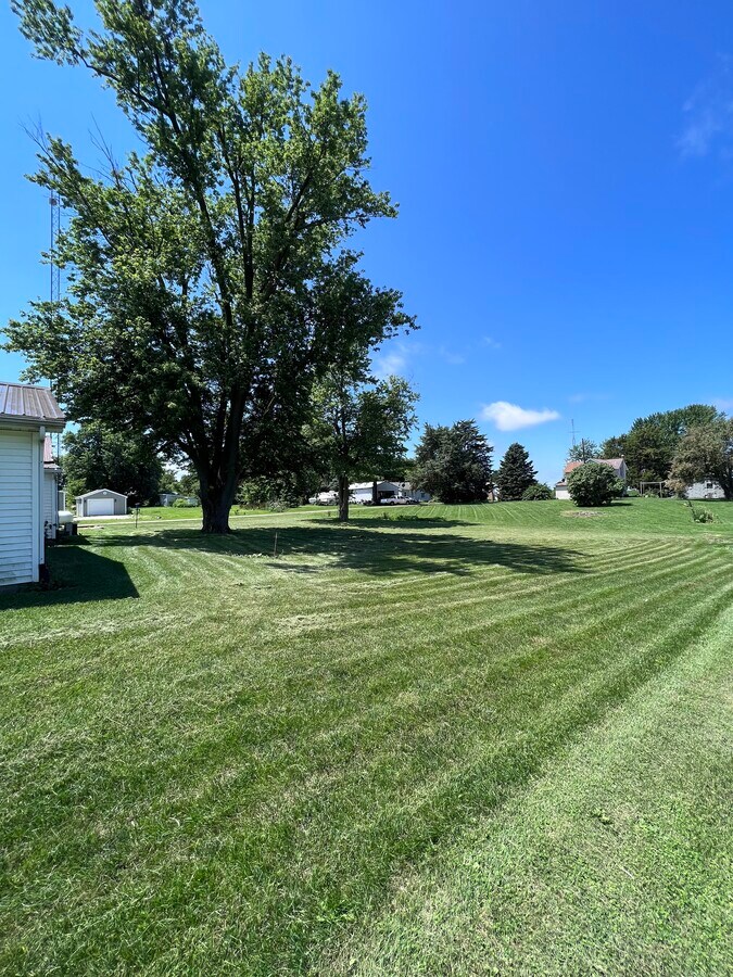 Photo - 19403 N Main St