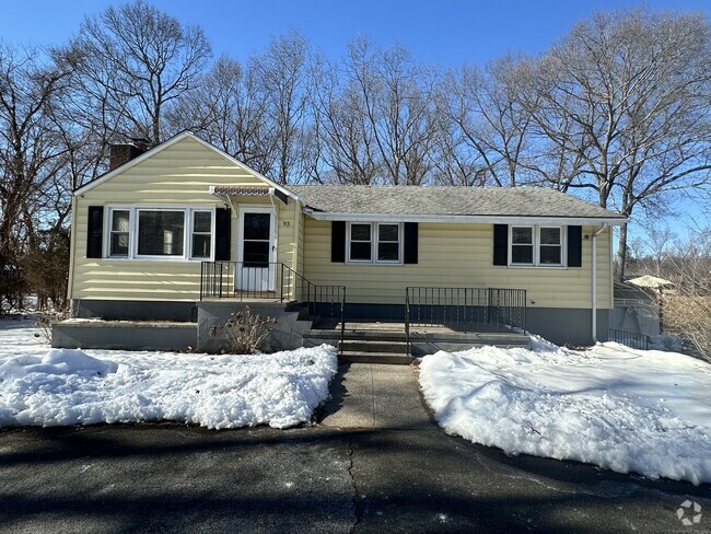 Building Photo - 93 Bradley St Rental