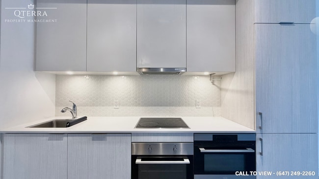 Photo - 158 Front St E Unit 413-158 Front St E, Toron