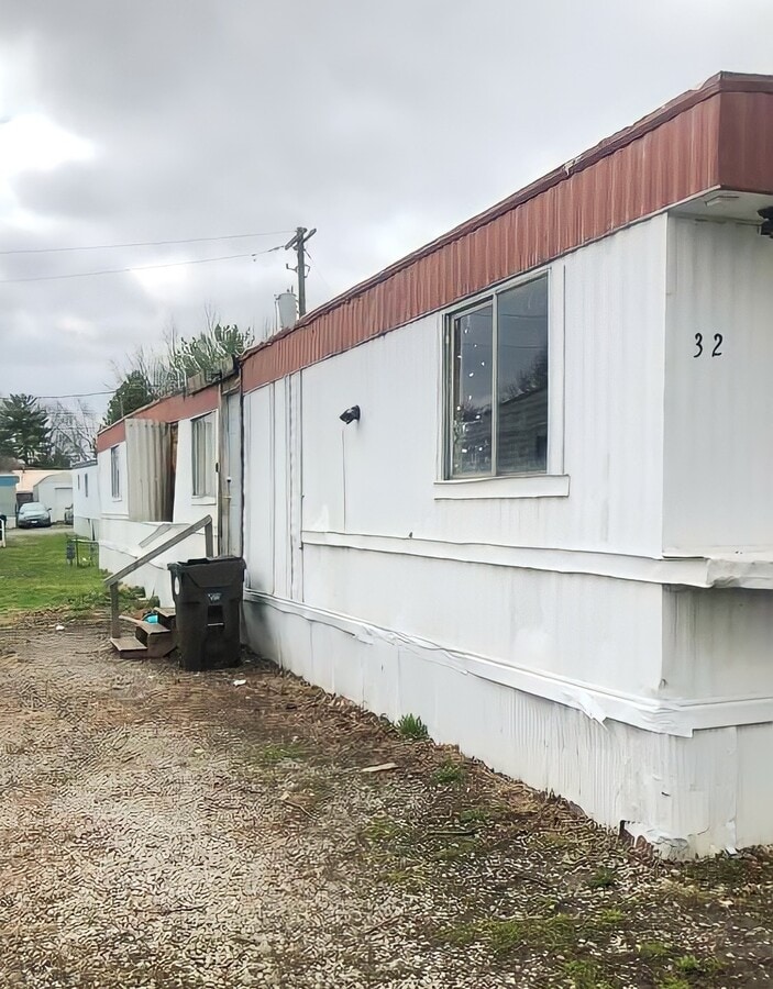 Photo - 32 Mahoning Ave