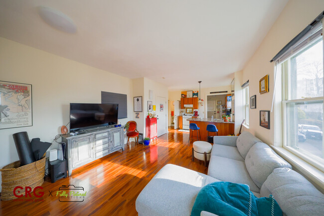 Photo - 1026 Chestnut St Condo Unit 2B