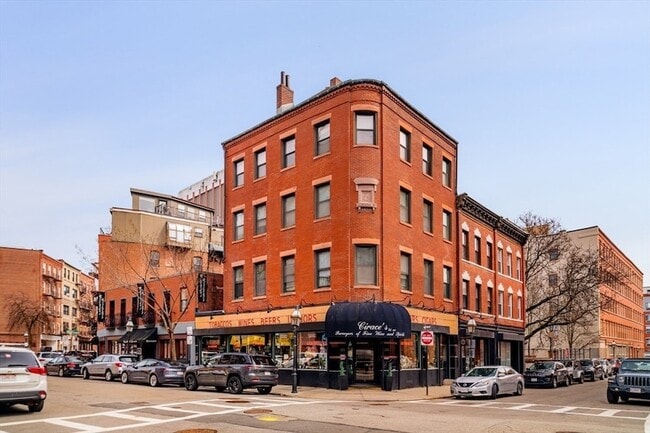 Photo - 188 North St Unidad 53