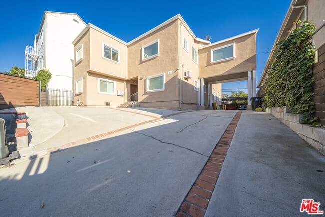 Photo - 136 N Rampart Blvd Unit 2