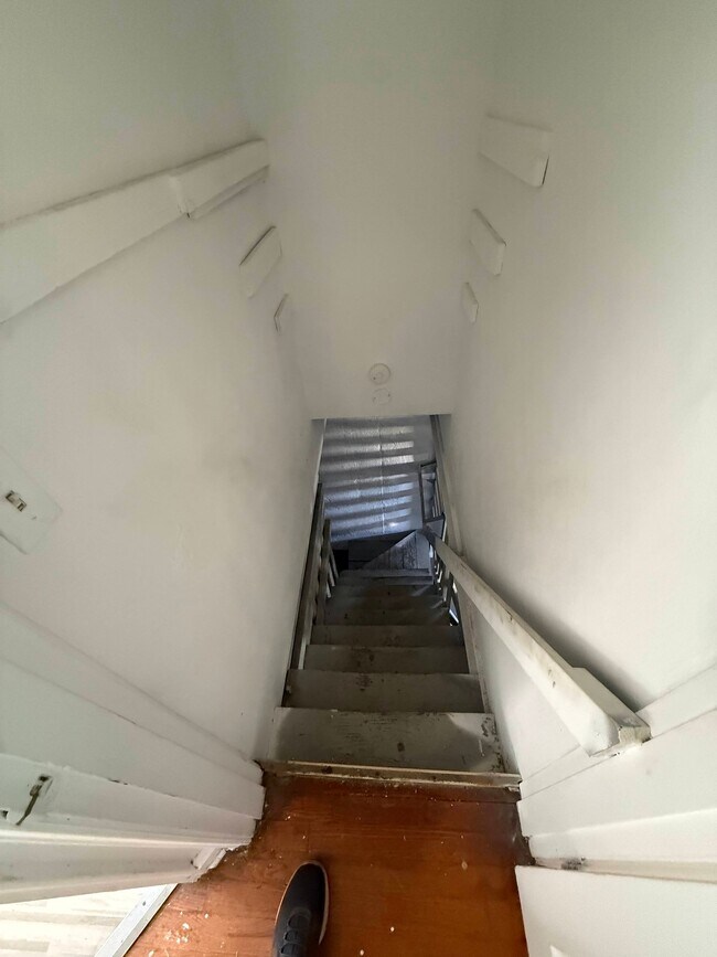 Photo - 5600 Gatesworth Ave
