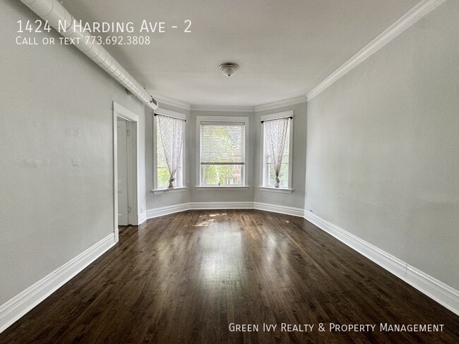 Photo - 1424 N Harding Ave Unit 2
