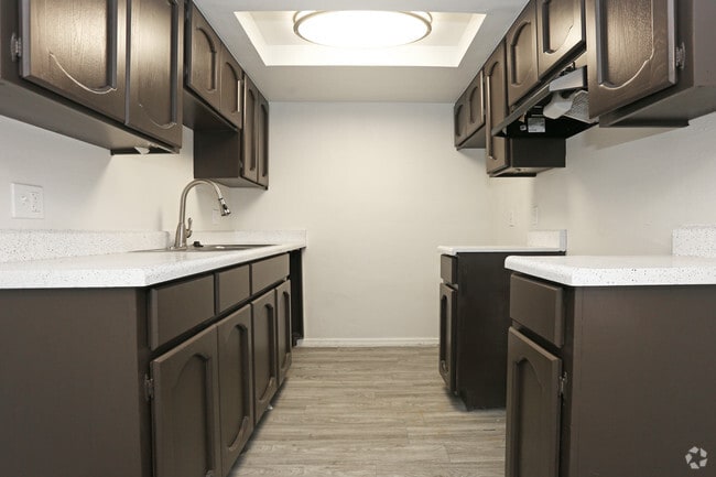 Interior Photo - The Beverly III Rental