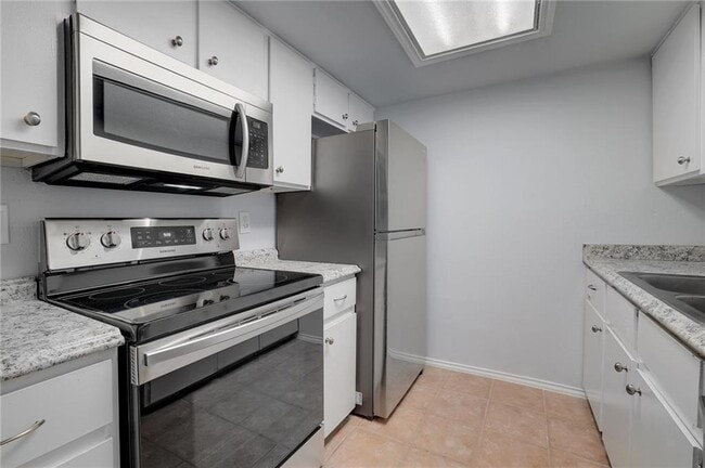 Photo - 2401 Leon St Unit 201