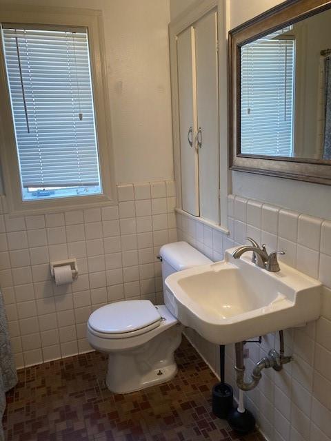 Building Photo - 2509 Enfield Rd Unit C