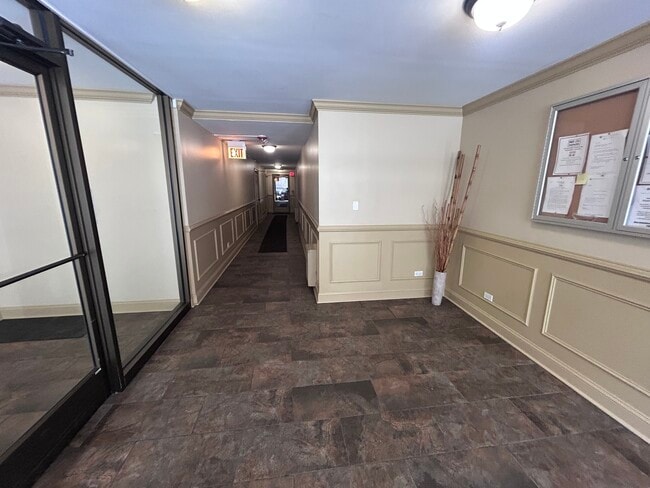 Photo - 7300 W North Ave