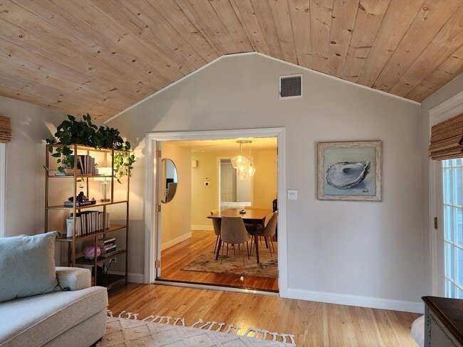 Photo - 474 Tremont St