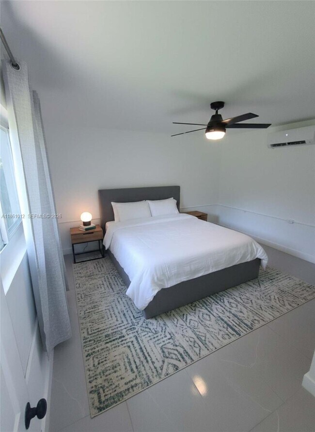 Building Photo - 2823 Polk St