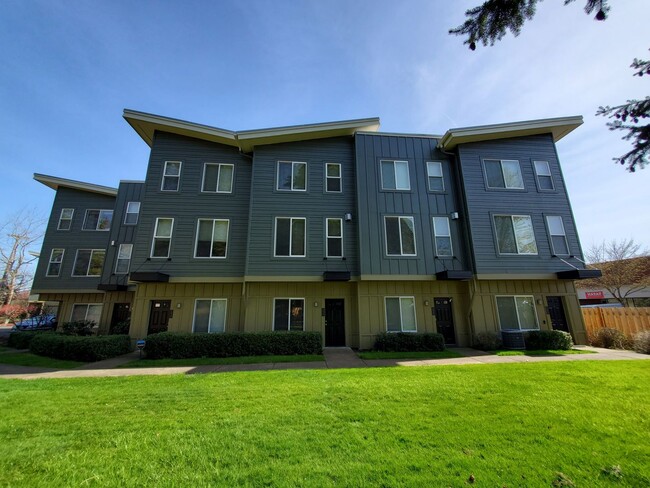 Double Master Suite Townhouse in Beaverton - Double Master Suite Townhouse in Beaverton