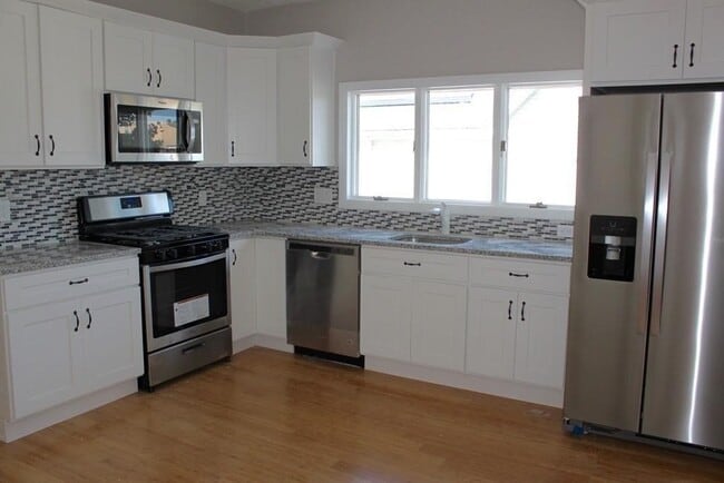 Building Photo - 209-209 Vine St Unit 2